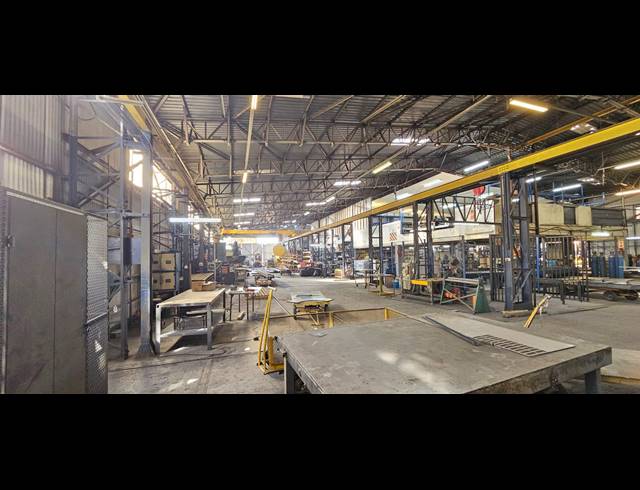9,130M² WAREHOUSE FOR SALE IN DENVER